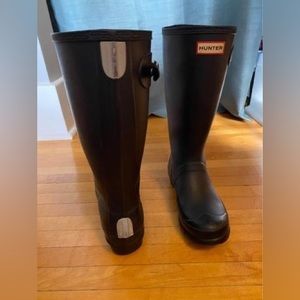 Hunter boots with socks